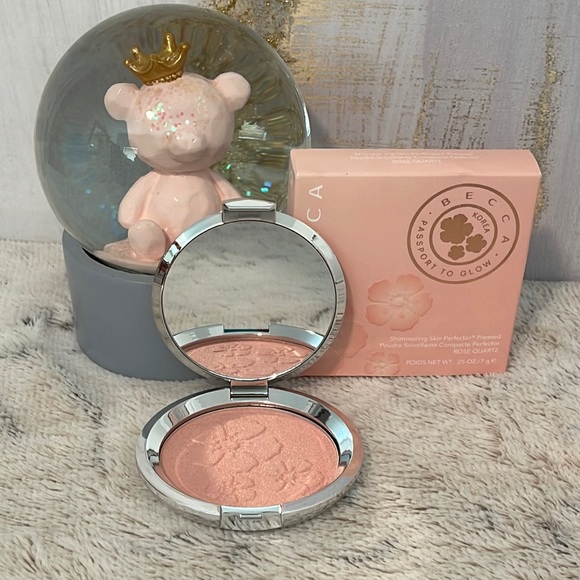 BECCA Other - BECCA shimmering skin Protector - ROSE QUARTZ 🌺